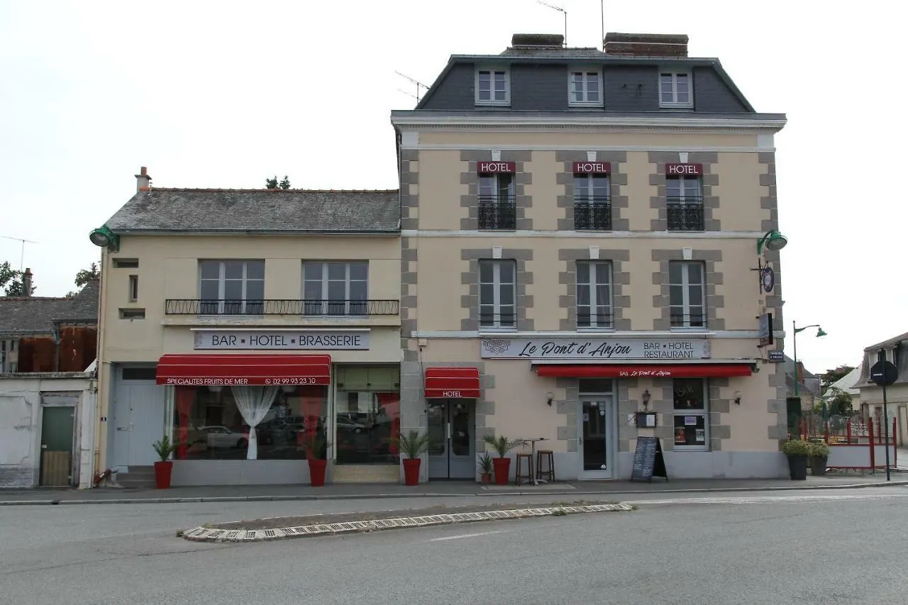 Le Pont D Anjou Hotel La Guerche-de-Bretagne