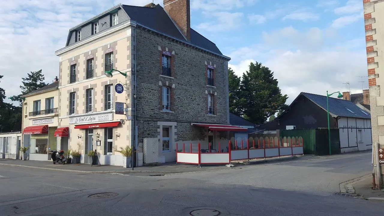 Le Pont D Anjou Hotel La Guerche-de-Bretagne